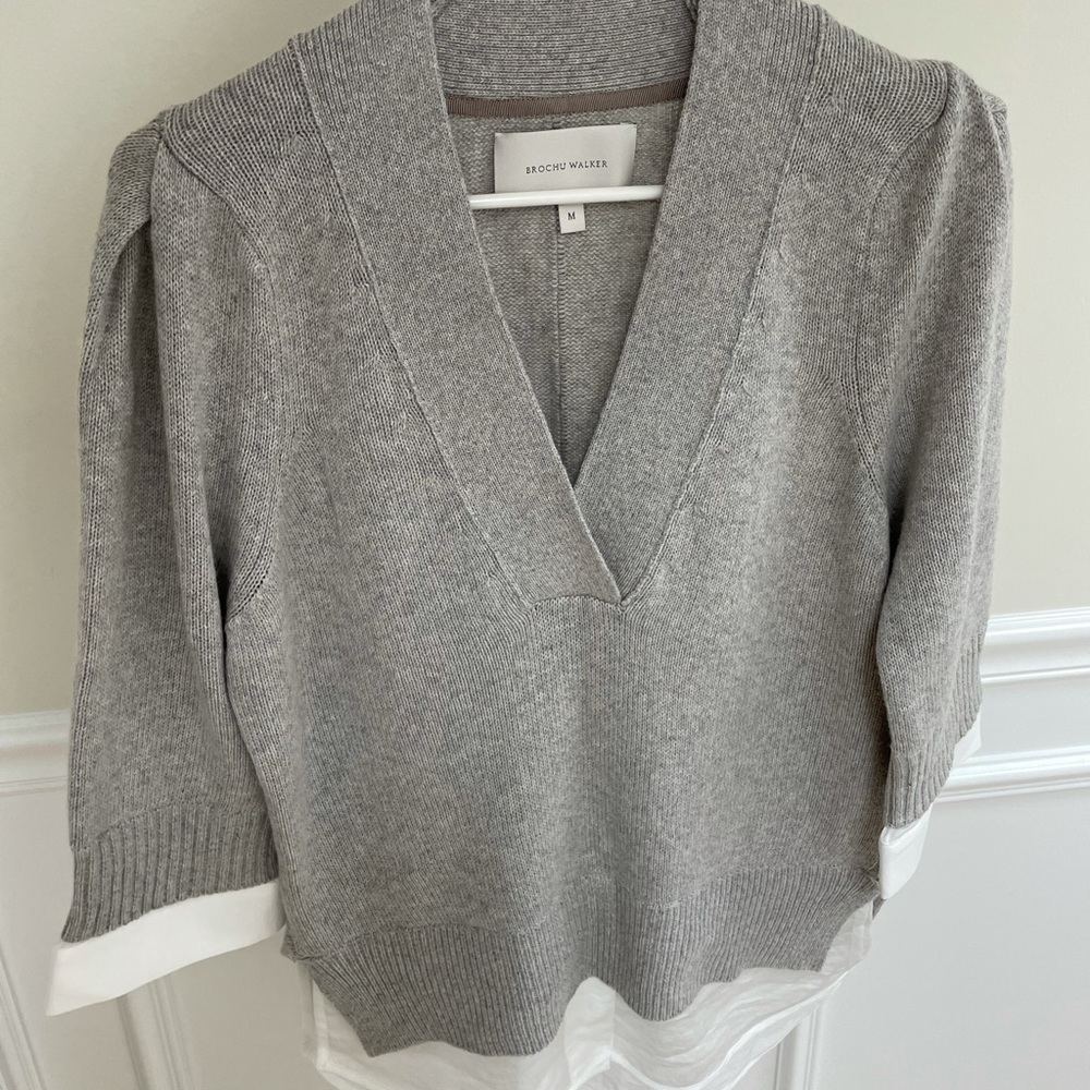 Lucie Layered Vee Looker